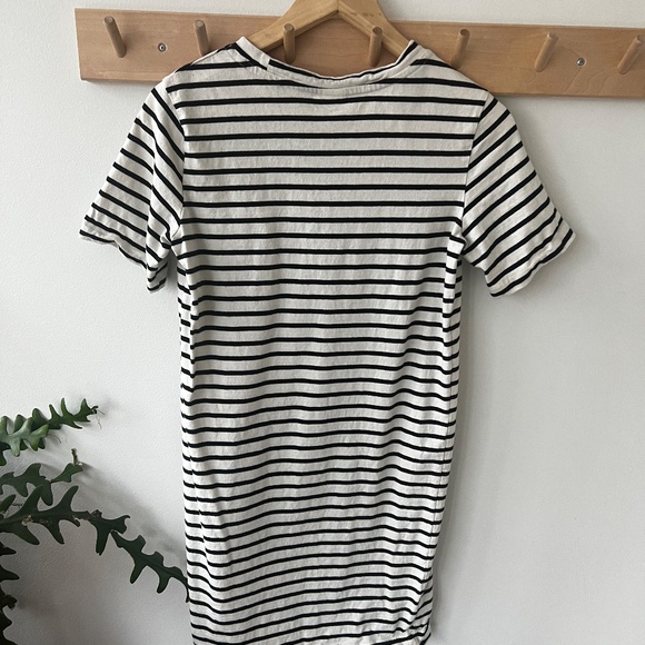 H&M t-shirt dress - Picture 4 of 4